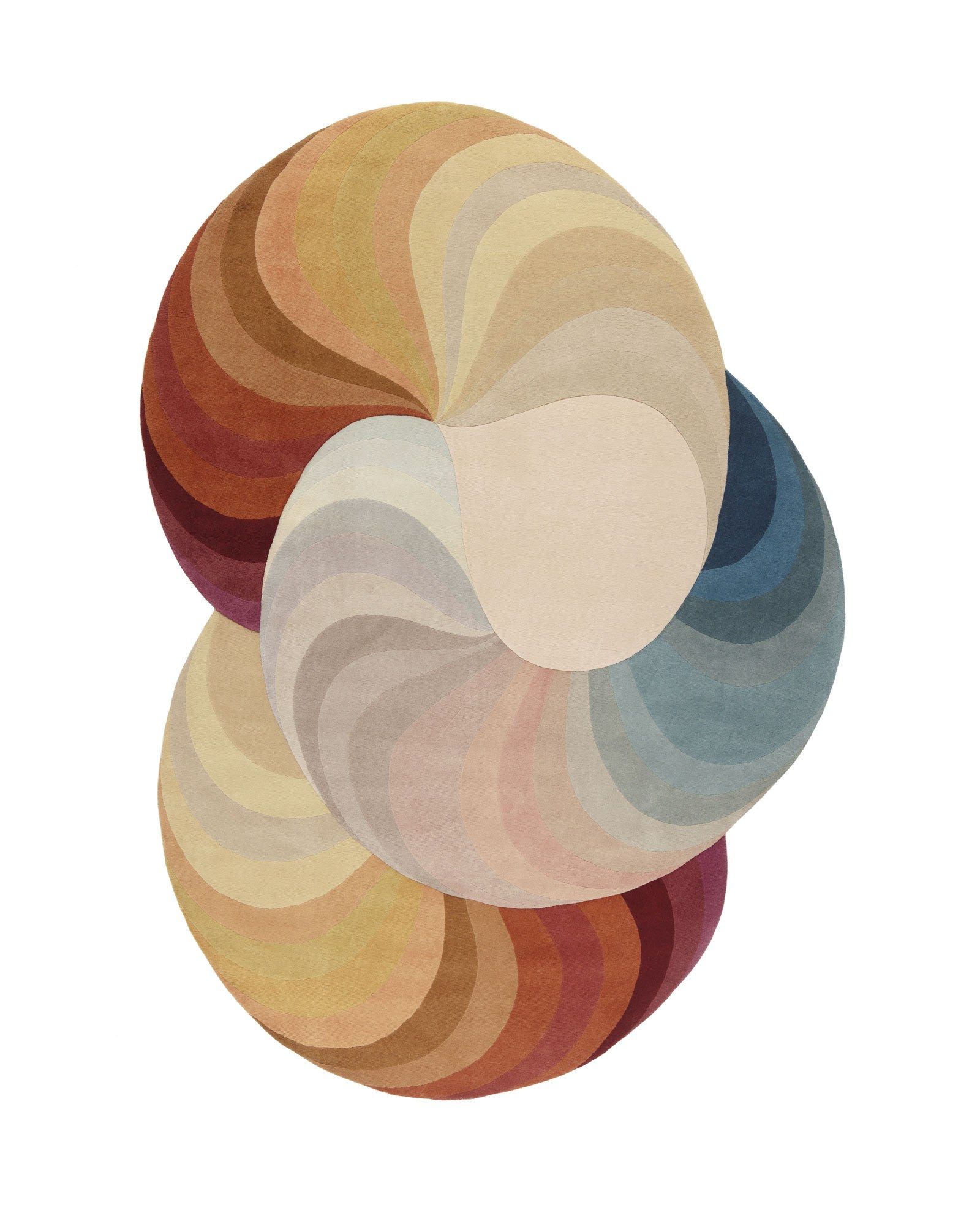 cc tapis | triple slinkie patricia urquiola cc tapis | triple slinkie patricia urquiola